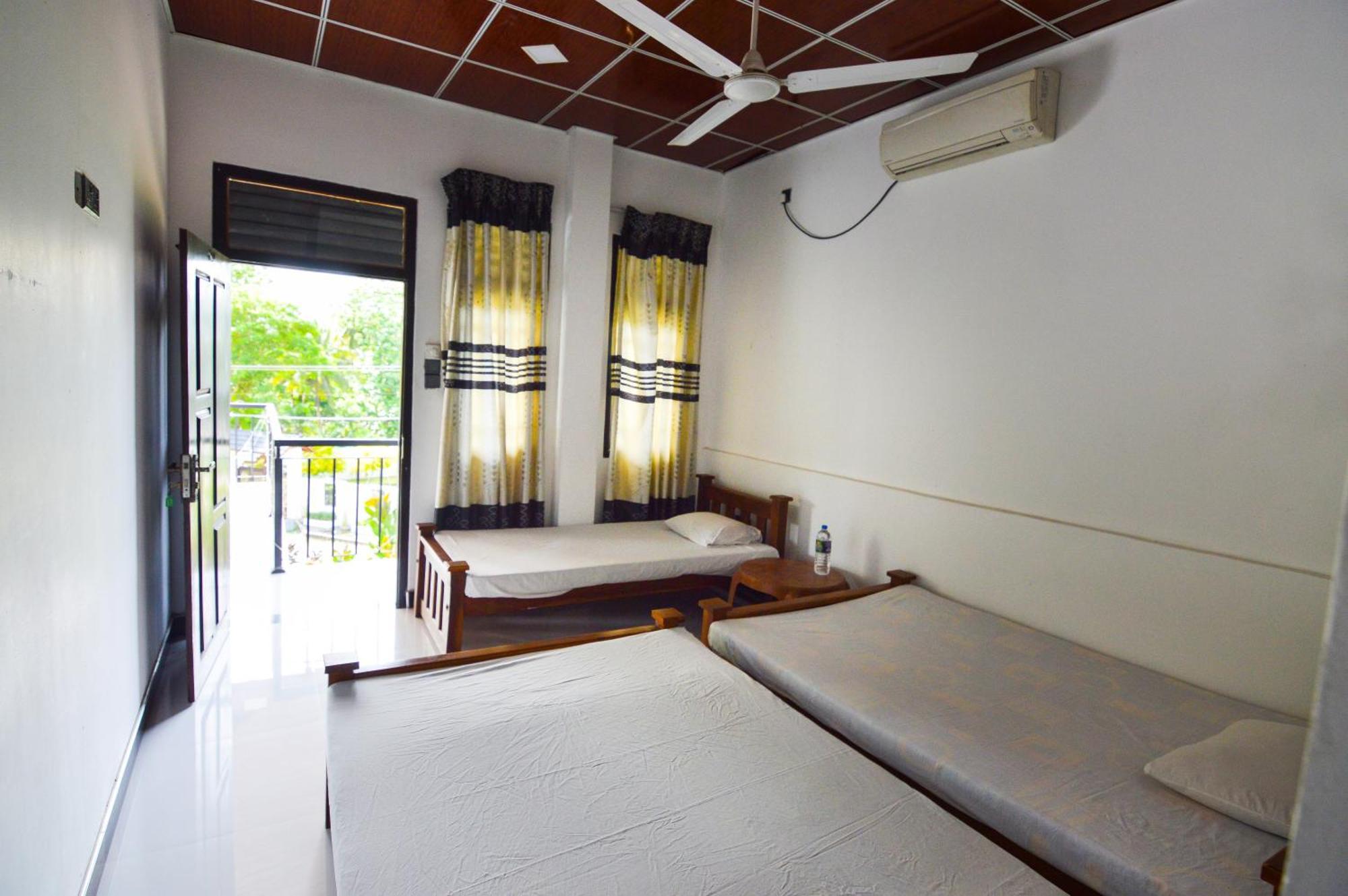 Hotel Siyathma Polonnaruwa Exterior photo