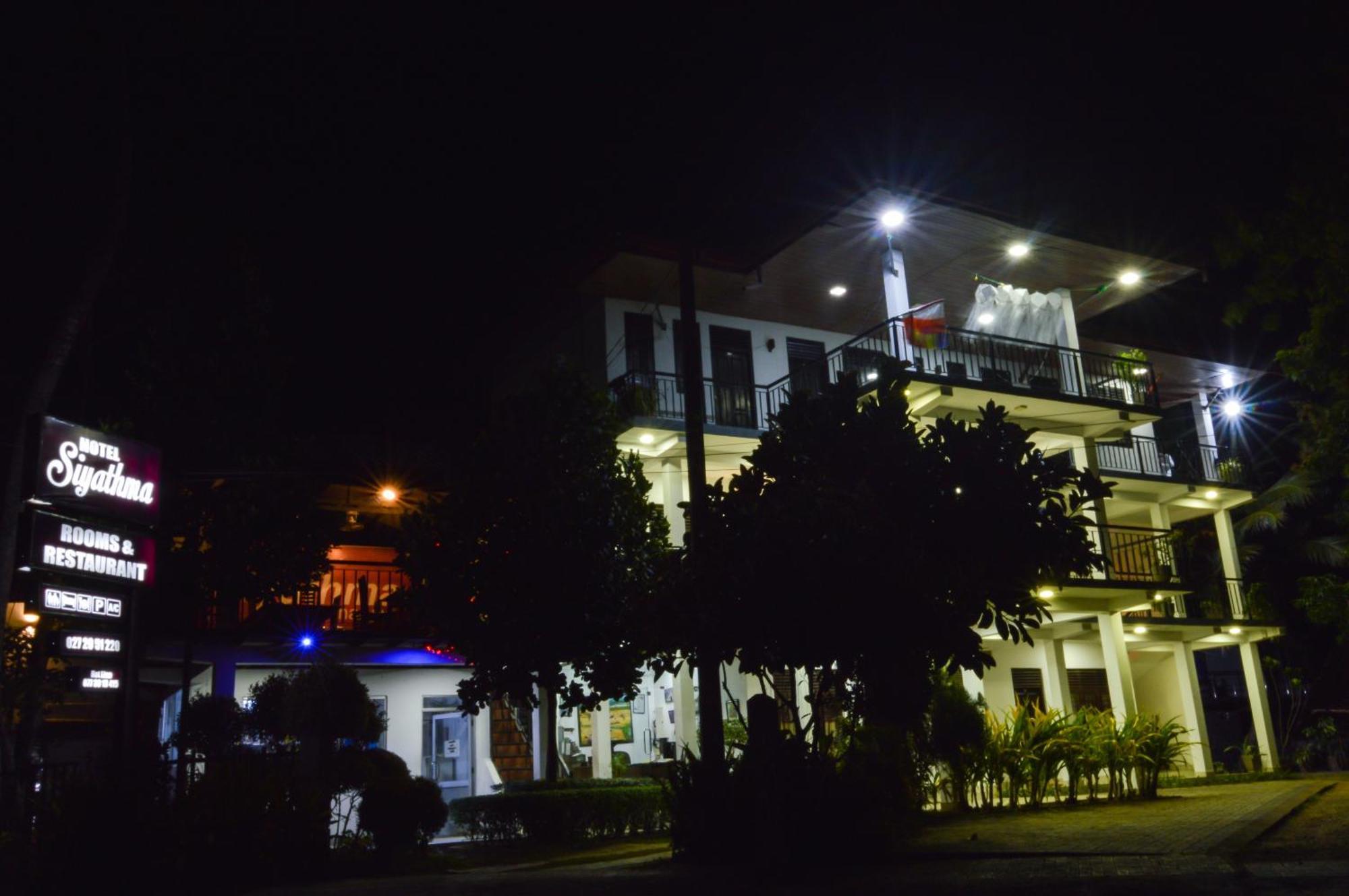 Hotel Siyathma Polonnaruwa Exterior photo